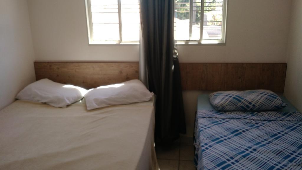 Dormitorio Canarinho Гояния Екстериор снимка
